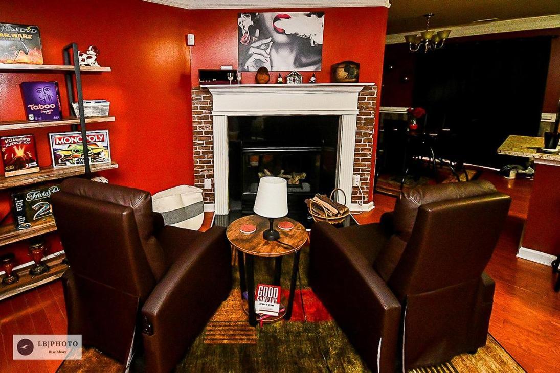 Amazing Large 3 Bed House With King Bed Less Than 10 Miles To Dtwn Атланта Экстерьер фото