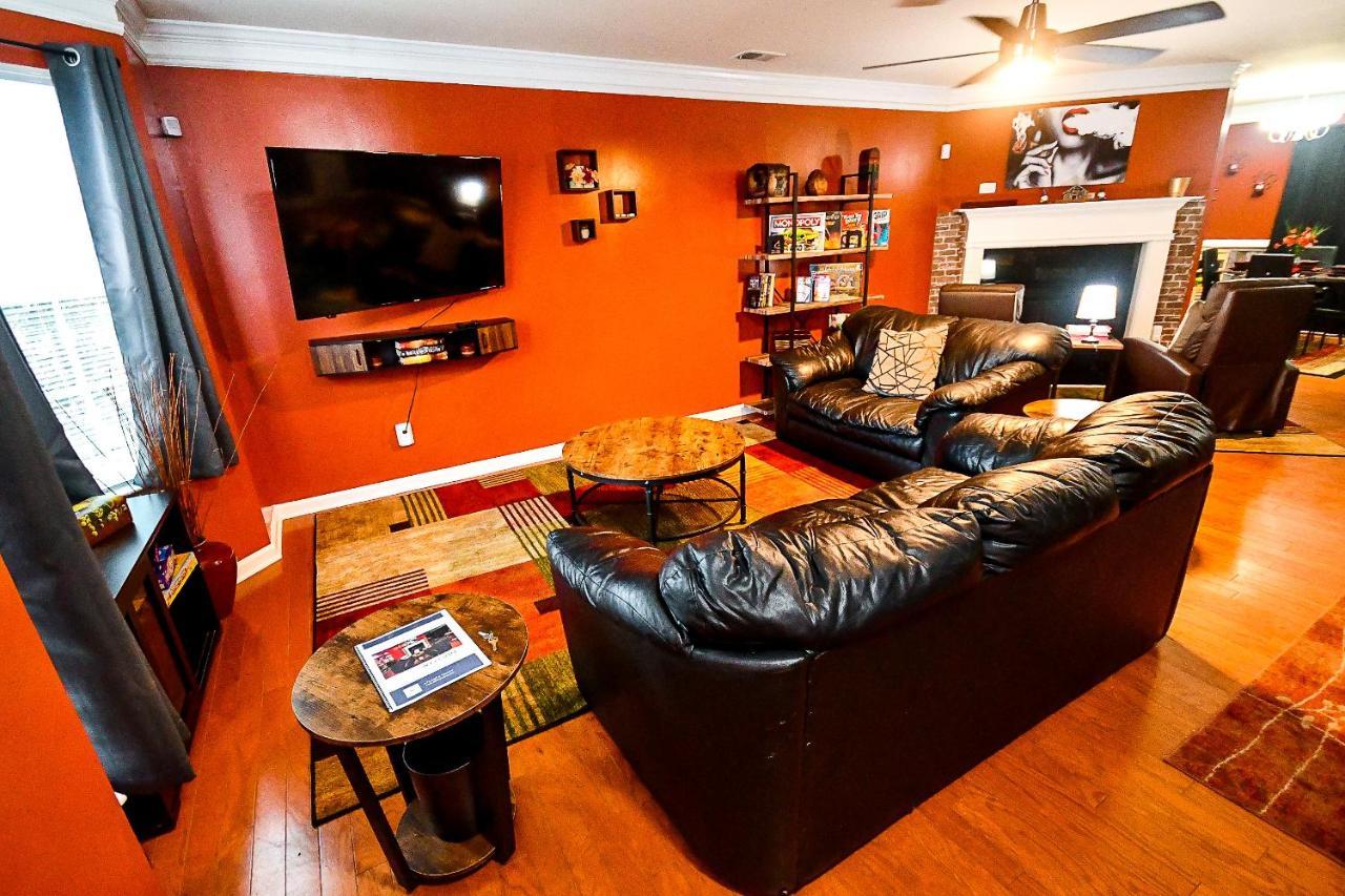 Amazing Large 3 Bed House With King Bed Less Than 10 Miles To Dtwn Атланта Экстерьер фото