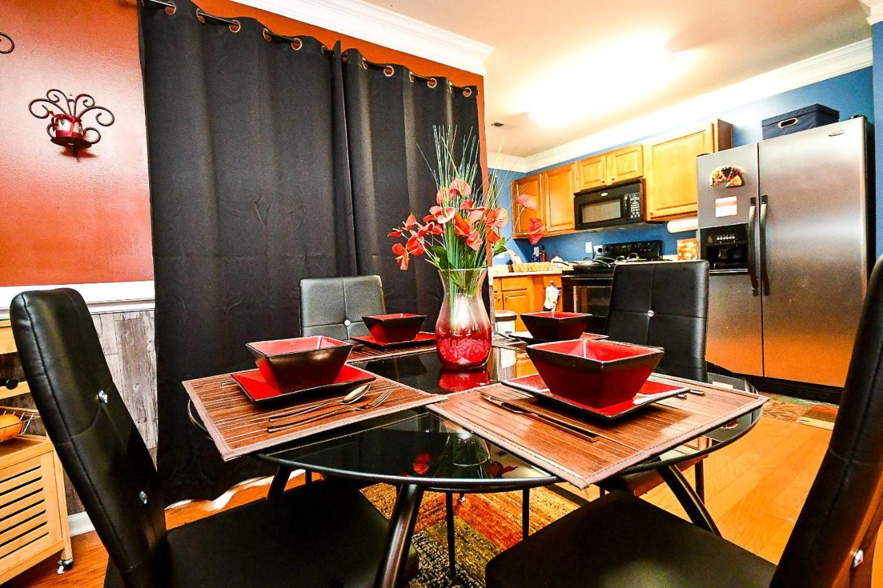 Amazing Large 3 Bed House With King Bed Less Than 10 Miles To Dtwn Атланта Экстерьер фото