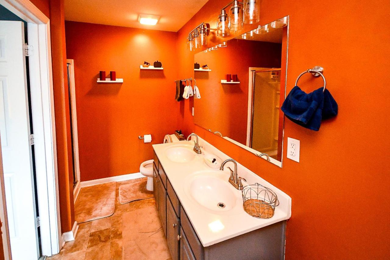 Amazing Large 3 Bed House With King Bed Less Than 10 Miles To Dtwn Атланта Экстерьер фото
